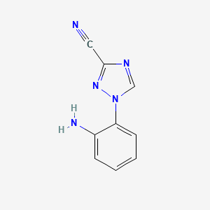 molecular formula C9H7N5 B1529339 1-(2-氨基苯基)-1H-1,2,4-三唑-3-腈 CAS No. 1283897-20-0