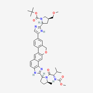 molecular formula C44H53N7O7 B1532625 (2S,4S)-叔丁基-2-(5-(2-((2S,5S)-1-((S)-2-((甲氧羰基)氨基)-3-甲基丁酰)-5-甲基吡咯烷-2-基)-1,11-二氢异色氢化[4',3':6,7]萘并[1,2-D]咪唑-9-基)-1H-咪唑-2-基)-4-(甲氧甲基)吡咯烷-1-羧酸酯 CAS No. 1378391-45-7