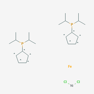 Dichloronickel,tricyclohexylphosphane