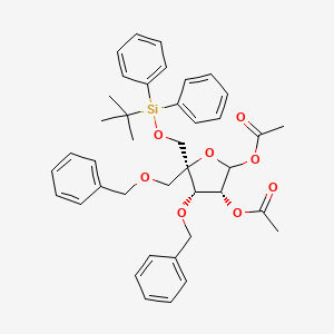 molecular formula C40H46O8Si B15382040 (3R,4S,5S)-4-(Benzyloxy)-5-((benzyloxy)methyl)-5-(((tert-butyldiphenylsilyl)oxy)methyl)tetrahydrofuran-2,3-diyl diacetate 