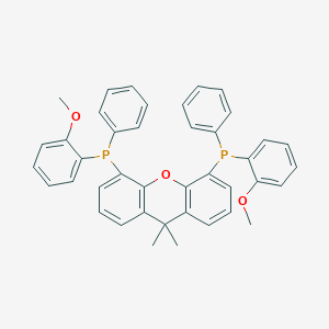 (9,9-Dimethyl-9H-xanthene-4,5-diyl)bis[(o-methoxyphenyl)phenylphosphine]