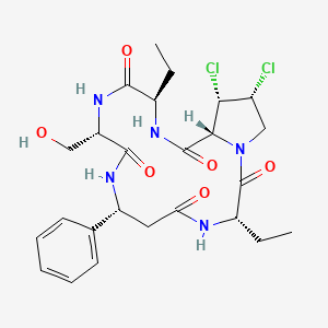 molecular formula C25H33Cl2N5O6 B15523845 (3S,7R,10S,13R,16R,17S,18R)-17,18-dichloro-3,13-diethyl-10-(hydroxymethyl)-7-phenyl-1,4,8,11,14-pentazabicyclo[14.3.0]nonadecane-2,5,9,12,15-pentone 