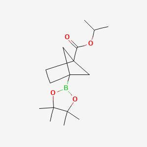 molecular formula C16H27BO4 B15537196 Isopropyl 4-(4,4,5,5-tetramethyl-1,3,2-dioxaborolan-2-yl)bicyclo[2.1.1]hexane-1-carboxylate 