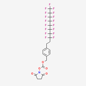 B1599742 N-[4-(3,3,4,4,5,5,6,6,7,7,8,8,9,9,10,10,10-Heptadecafluorodecyl) benzyloxycarbonyloxy]succinimide CAS No. 556050-49-8