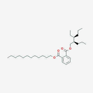 molecular formula C31H52O4 B1599977 邻苯二甲酸二癸二烯酯，支链和直链 CAS No. 85507-79-5