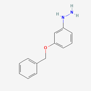 molecular formula C13H14N2O B1601733 （3-（苄氧基）苯基）肼 CAS No. 56239-39-5