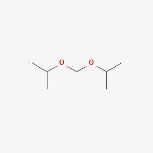 molecular formula C7H16O2 B1604579 丙烷，2,2'-[亚甲基双（氧基）]双- CAS No. 2568-89-0