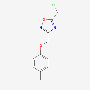5-(Chloromethyl)-3-[(4-methylphenoxy)methyl]-1,2,4-oxadiazole