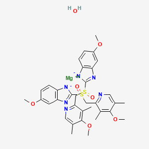 molecular formula C34H38MgN6O7S2 B1612310 Magnesium;5-methoxy-2-[(4-methoxy-3,5-dimethylpyridin-2-yl)methylsulfinyl]benzimidazol-1-ide;hydrate CAS No. 668985-31-7