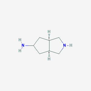 molecular formula C7H14N2 B162304 (3aR,6aS)-1,2,3,3a,4,5,6,6a-octahydrocyclopenta[c]pyrrol-5-amine CAS No. 130657-51-1