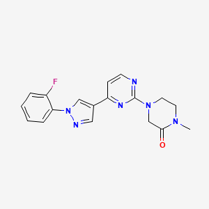 molecular formula C18H17FN6O B1651104 4-{4-[1-(2-fluorophenyl)-1H-pyrazol-4-yl]pyrimidin-2-yl}-1-methylpiperazin-2-one CAS No. 1227730-52-0