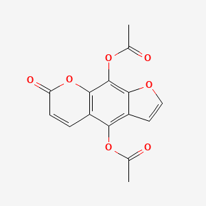 7H-Furo[3,2-g][1]benzopyran-7-one, 4,9-bis(acetyloxy)-