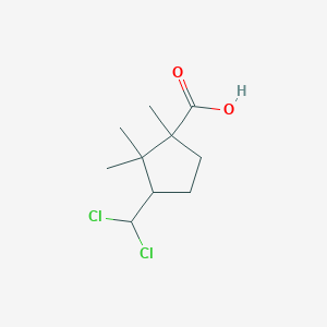 molecular formula C10H16Cl2O2 B1657604 3-(Dichloromethyl)-1,2,2-trimethylcyclopentane-1-carboxylic acid CAS No. 57402-43-4