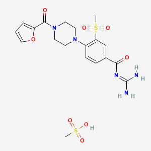 molecular formula C19H25N5O8S2 B1667055 苯甲酰胺，N-(氨基亚氨基甲基)-4-(4-(2-呋喃基羰基)-1-哌嗪基)-3-(甲基磺酰基)-，甲磺酸盐 (1:1) CAS No. 265986-98-9