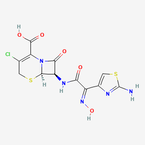 B1675614 7-(((2-Aminothiazol-4-yl)hydroximinoacetyl)amino)-3-chloro-3-cephem-4-carboxylic acid CAS No. 68403-79-2