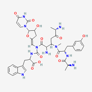 B1678274 2-[[[(6S)-2,6-diamino-3-[[(2S)-2-[[(2S)-2-aminopropanoyl]amino]-3-(3-hydroxyphenyl)propanoyl]-methylamino]-5-oxoheptanoyl]-[(E)-[5-(2,4-dioxopyrimidin-1-yl)-4-hydroxyoxolan-2-ylidene]methyl]carbamoyl]amino]-3-(1H-indol-3-yl)propanoic acid CAS No. 121264-05-9