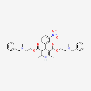 B1684236 3,5-Pyridinedicarboxylic acid, 1,4-dihydro-2,6-dimethyl-4-(3-nitrophenyl)-, bis(2-(methyl(phenylmethyl)amino)ethyl) ester CAS No. 71791-90-7