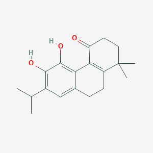 molecular formula C19H22O3 B023465 鼠尾草酮 CAS No. 142546-15-4