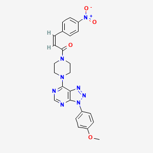 molecular formula C24H22N8O4 B2353896 （Z）-1-(4-(3-(4-甲氧苯基)-3H-[1,2,3]三唑并[4,5-d]嘧啶-7-基)哌嗪-1-基)-3-(4-硝基苯基)丙-2-烯-1-酮 CAS No. 941978-79-6
