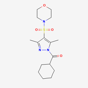 molecular formula C16H25N3O4S B2354040 cyclohexyl(3,5-dimethyl-4-(morpholinosulfonyl)-1H-pyrazol-1-yl)methanone CAS No. 1020453-43-3