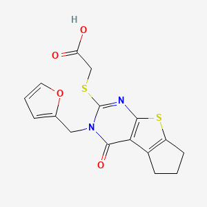 molecular formula C16H14N2O4S2 B2355240 2-((3-(furan-2-ylmethyl)-4-oxo-4,5,6,7-tetrahydro-3H-cyclopenta[4,5]thieno[2,3-d]pyrimidin-2-yl)thio)acetic acid CAS No. 878683-82-0