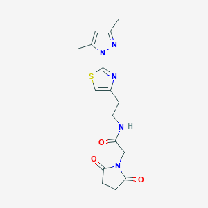 molecular formula C16H19N5O3S B2355570 N-(2-(2-(3,5-二甲基-1H-吡唑-1-基)噻唑-4-基)乙基)-2-(2,5-二氧代吡咯烷-1-基)乙酰胺 CAS No. 1421450-85-2