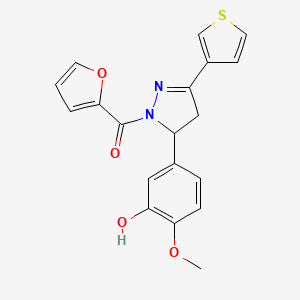 molecular formula C19H16N2O4S B2355581 furan-2-yl(5-(3-hydroxy-4-methoxyphenyl)-3-(thiophen-3-yl)-4,5-dihydro-1H-pyrazol-1-yl)methanone CAS No. 2059626-25-2