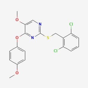molecular formula C19H16Cl2N2O3S B2356235 2-[(2,6-二氯苄基)硫代]-5-甲氧基-4-(4-甲氧基苯氧基)嘧啶 CAS No. 338956-00-6