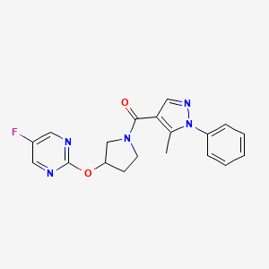 molecular formula C19H18FN5O2 B2356778 (3-((5-fluoropyrimidin-2-yl)oxy)pyrrolidin-1-yl)(5-methyl-1-phenyl-1H-pyrazol-4-yl)methanone CAS No. 2034295-75-3