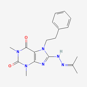 molecular formula C18H22N6O2 B2356997 1,3-二甲基-7-苯乙基-8-(2-(丙-2-亚烷基)肼基)-1H-嘌呤-2,6(3H,7H)-二酮 CAS No. 476668-45-8