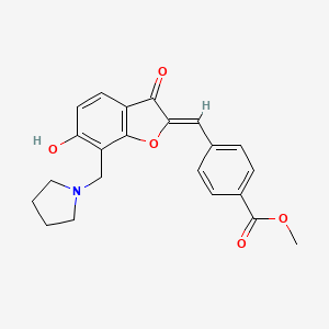 molecular formula C22H21NO5 B2358152 (Z)-甲基 4-((6-羟基-3-氧代-7-(吡咯烷-1-基甲基)苯并呋喃-2(3H)-亚甲基)甲基)苯甲酸酯 CAS No. 887214-46-2