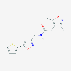 molecular formula C15H15N3O3S B2359291 2-(3,5-二甲基异恶唑-4-基)-N-((5-(噻吩-2-基)异恶唑-3-基)甲基)乙酰胺 CAS No. 1210842-47-9