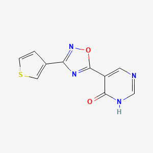 molecular formula C10H6N4O2S B2359674 5-[3-(3-チエニル)-1,2,4-オキサジアゾール-5-イル]ピリミジン-4(3H)-オン CAS No. 1923052-07-6