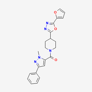 molecular formula C22H21N5O3 B2359712 (4-(5-(フラン-2-イル)-1,3,4-オキサジアゾール-2-イル)ピペリジン-1-イル)(1-メチル-3-フェニル-1H-ピラゾール-5-イル)メタノン CAS No. 1209408-97-8