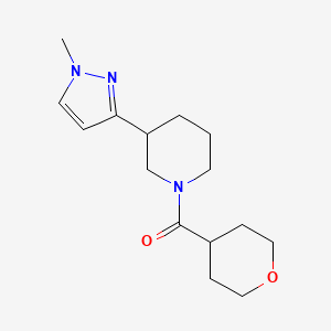 molecular formula C15H23N3O2 B2359756 (3-(1-methyl-1H-pyrazol-3-yl)piperidin-1-yl)(tetrahydro-2H-pyran-4-yl)methanone CAS No. 2034605-67-7