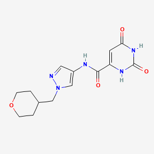 molecular formula C14H17N5O4 B2359811 2,6-二氧代-N-(1-((四氢-2H-吡喃-4-基)甲基)-1H-吡唑-4-基)-1,2,3,6-四氢嘧啶-4-甲酰胺 CAS No. 1705712-51-1