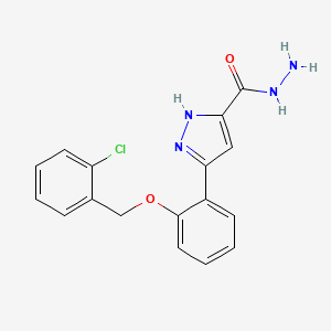 molecular formula C17H15ClN4O2 B2360057 5-Carbohydrazide de l’acide 3-(2-((2-chlorobenzyl)oxy)phényl)-1H-pyrazole-5-carboxylique CAS No. 1038995-97-9