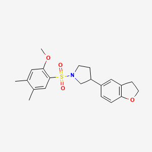 3-(2,3-Dihydro-1-benzofuran-5-yl)-1-(2-methoxy-4,5-dimethylbenzenesulfonyl)pyrrolidine