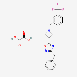 molecular formula C22H20F3N3O5 B2360361 3-苄基-5-(1-(3-(三氟甲基)苄基)氮杂环丁-3-基)-1,2,4-恶二唑草酸 CAS No. 1396851-30-1