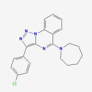 molecular formula C21H20ClN5 B2360462 5-(アゼパン-1-イル)-3-(4-クロロフェニル)トリアゾロ[1,5-a]キナゾリン CAS No. 866345-60-0