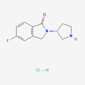 molecular formula C12H14ClFN2O B2360598 (R)-5-氟-2-(吡咯烷-3-基)异吲哚啉-1-酮盐酸盐 CAS No. 1965290-33-8