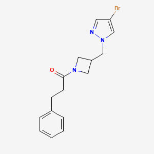 molecular formula C16H18BrN3O B2360724 1-[3-[(4-Bromopyrazol-1-yl)methyl]azetidin-1-yl]-3-phenylpropan-1-one CAS No. 2415513-04-9