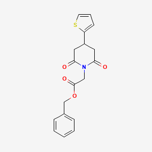 molecular formula C18H17NO4S B2361281 Benzyl 2-(2,6-dioxo-4-(thiophen-2-yl)piperidin-1-yl)acetate CAS No. 1421584-52-2