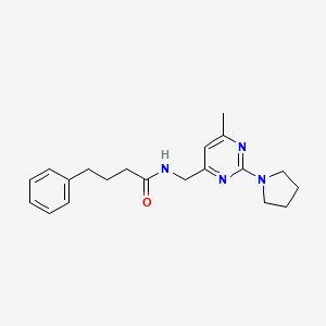 molecular formula C20H26N4O B2362197 N-((6-methyl-2-(pyrrolidin-1-yl)pyrimidin-4-yl)methyl)-4-phenylbutanamide CAS No. 1797974-65-2