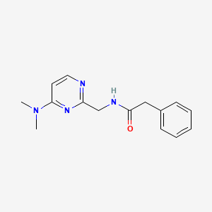 molecular formula C15H18N4O B2362215 N-((4-(二甲氨基)嘧啶-2-基)甲基)-2-苯基乙酰胺 CAS No. 1797655-51-6