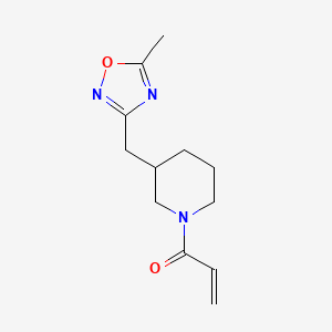 1-[3-[(5-Methyl-1,2,4-oxadiazol-3-yl)methyl]piperidin-1-yl]prop-2-en-1-one