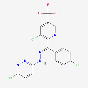 molecular formula C17H9Cl3F3N5 B2362390 (4-Chlorphenyl)[3-chlor-5-(trifluormethyl)-2-pyridinyl]methanon N-(6-chlor-3-pyridazinyl)hydrazon CAS No. 321432-44-4