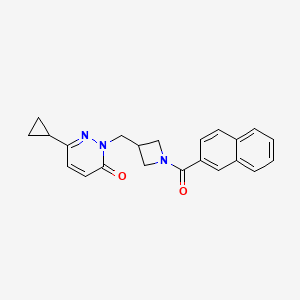 molecular formula C22H21N3O2 B2363188 6-Cyclopropyl-2-[[1-(naphthalene-2-carbonyl)azetidin-3-yl]methyl]pyridazin-3-one CAS No. 2309752-35-8