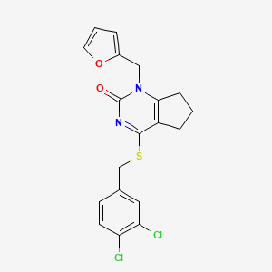 molecular formula C19H16Cl2N2O2S B2363866 4-[(3,4-dichlorophenyl)methylsulfanyl]-1-(furan-2-ylmethyl)-6,7-dihydro-5H-cyclopenta[d]pyrimidin-2-one CAS No. 900000-19-3