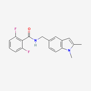 molecular formula C18H16F2N2O B2366009 N-[(1,2-二甲基吲哚-5-基)甲基]-2,6-二氟苯甲酰胺 CAS No. 852137-42-9